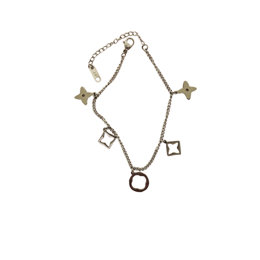 Dainty Clover